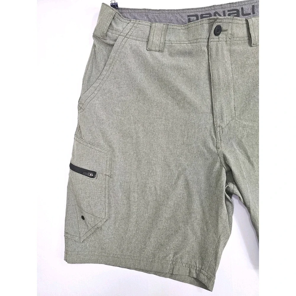 Denali Mens Cargo Shorts Size 38 Army Green Lightweight Athletic Cargo Zipper